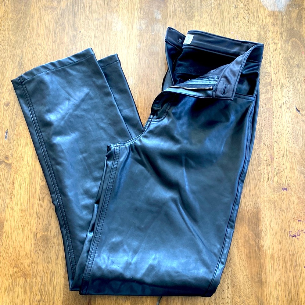 Abercrombie & Fitch Faux Leather Pants / SIZE 27/4